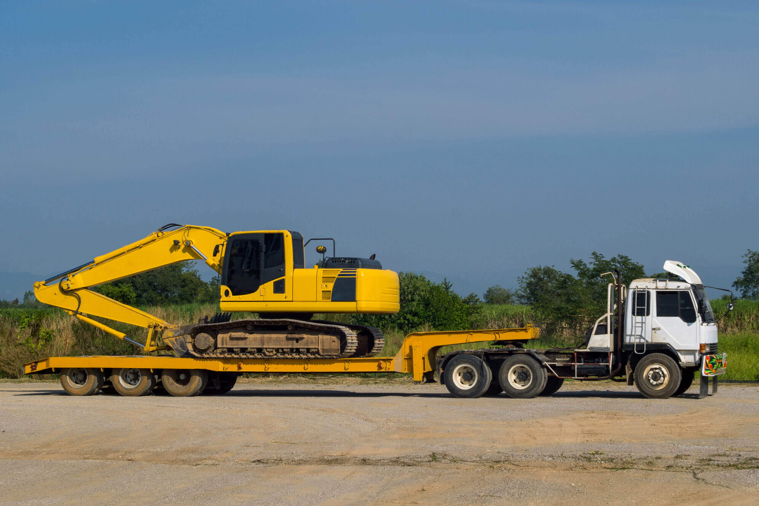 What is the Maximum Load a Low Loader Can Carry?